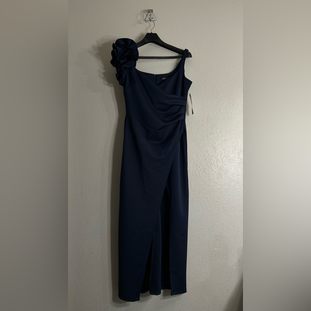 MSK Black One Shoulder Sleeveless Gown